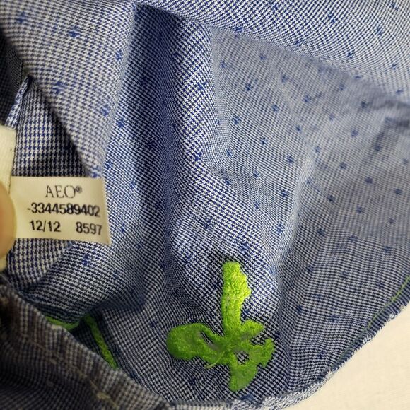 American Eagle Outfitters Men's Shirt Medium Polka Dot Button Down Blue Pocket - Picture 12 of 12